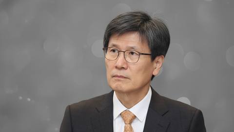 한일 협력, 선택 아닌 필수…윤영관 칼럼