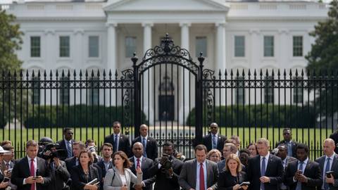 백악관, 언론사 통신 담당 구역 접근 제한 논란